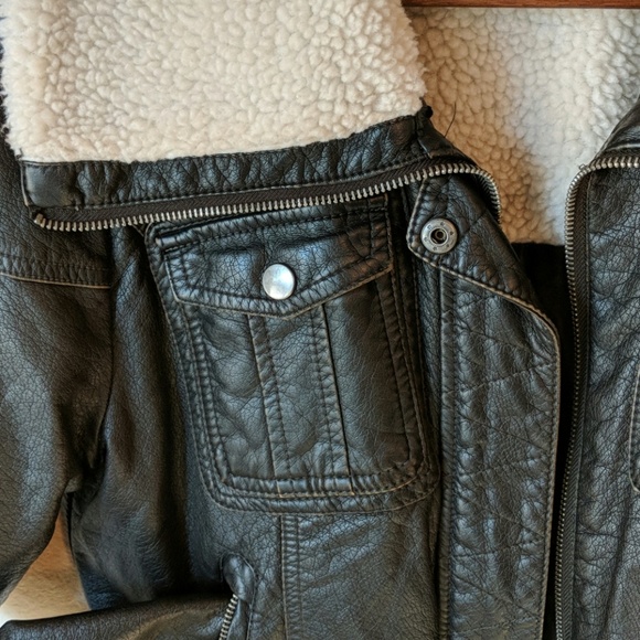 SOLD Xhilaration bomber jacket - Picture 6 of 7